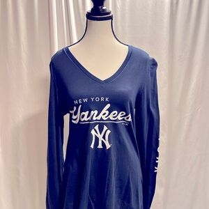 NWT L/S NY Yankees tee shirt